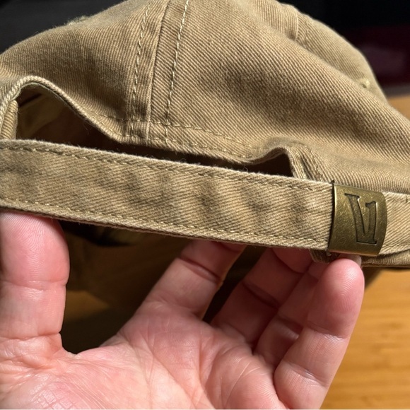 NWT Vuori Khaki Logo Ball Cap. Unisex. Khaki. - Picture 5 of 5